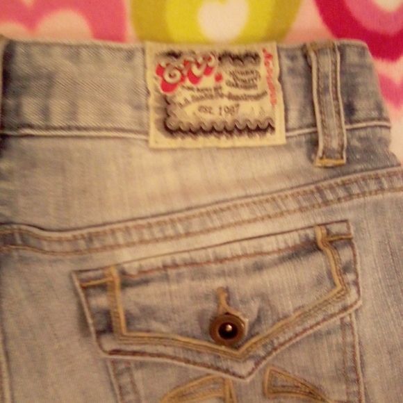 Chip & Pepper - Picture 2 of 8